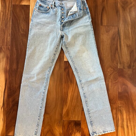 Levi's Jeans - Picture 1 of 4